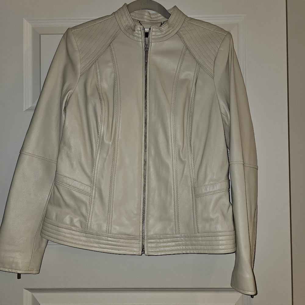 G.I.L.I. Cream Leather Jacket for Women